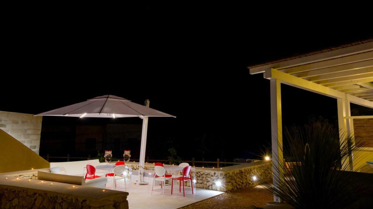 Le Suites Del Carrubo Favignana Buitenkant foto