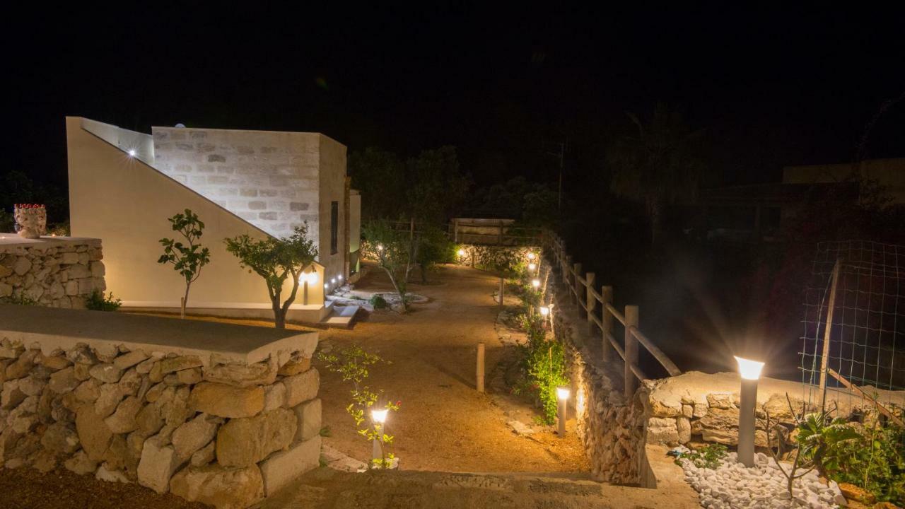 Le Suites Del Carrubo Favignana Buitenkant foto