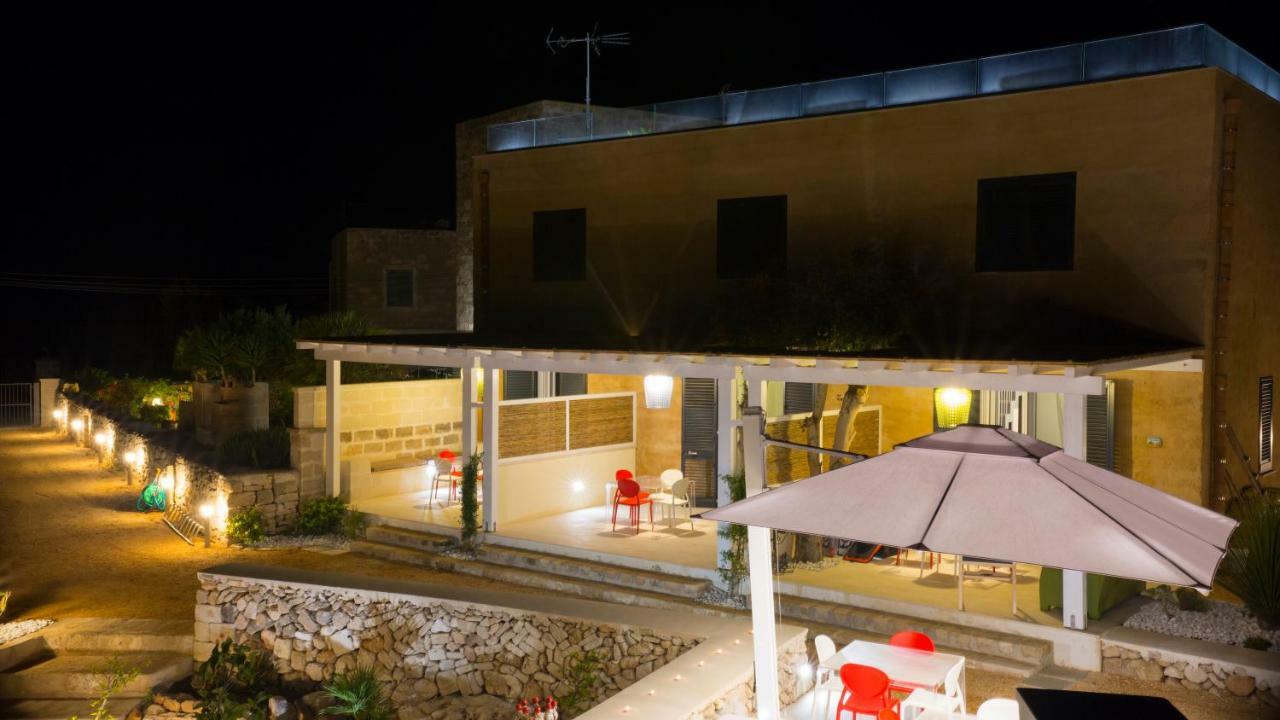 Le Suites Del Carrubo Favignana Buitenkant foto