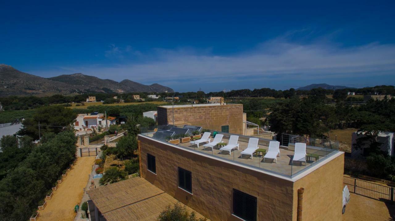 Le Suites Del Carrubo Favignana Buitenkant foto