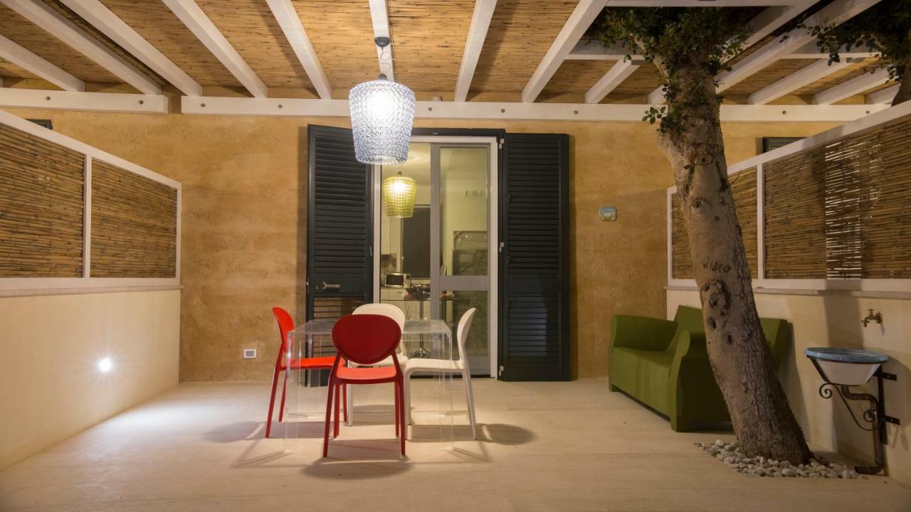 Le Suites Del Carrubo Favignana Buitenkant foto